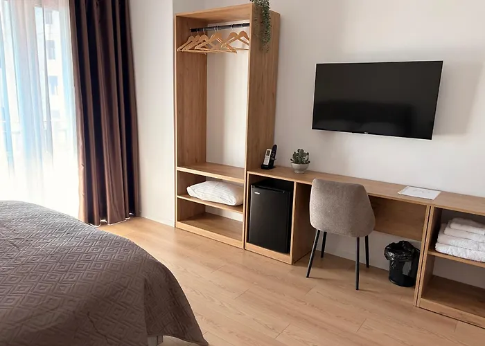 M&t Boutique ティラナ